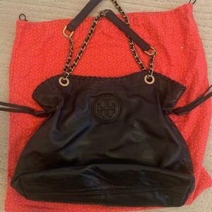 Tory Burch leather bag with gold chain